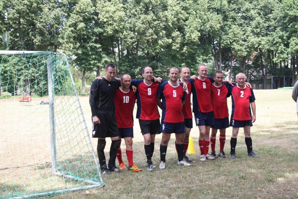 Izcili rezultāti futbolistiem, rekordi arī vieglatlētikā