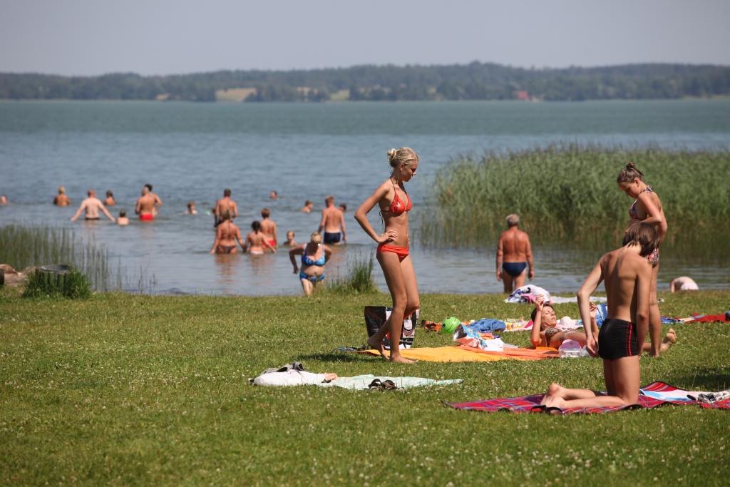 Velēnas karjerā noslīkst jaunietis