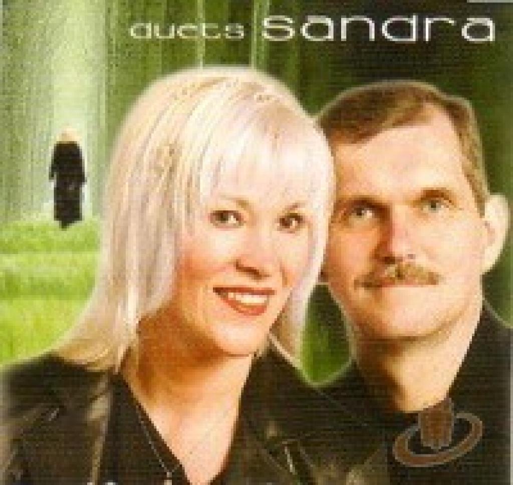 Vecgulbenes muižā - dueta "Sandra" koncerts-balle