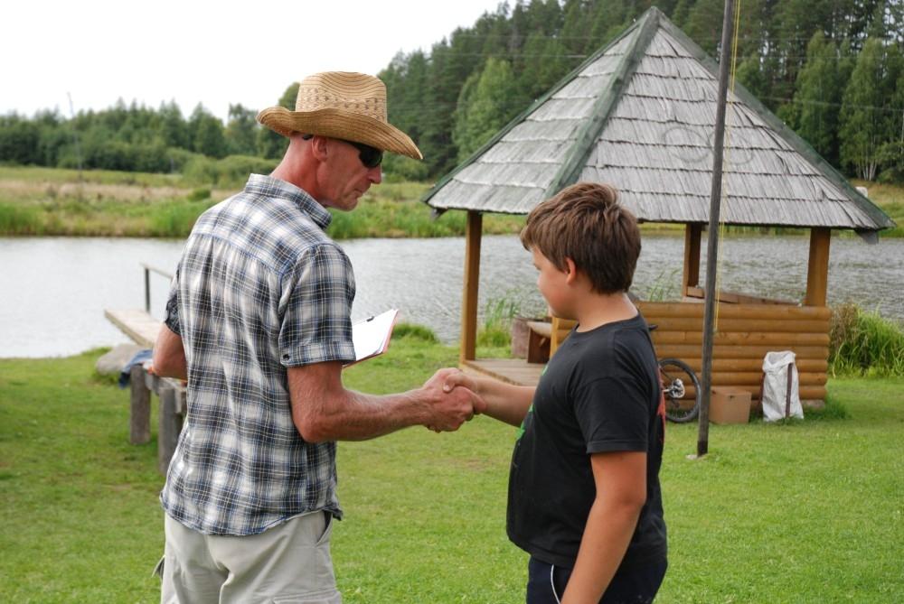 Ikgadējā turnīrā “Reinīša kauss 2013” lielākā karpa sver 3,49 kilogramus (17.08.2013.)