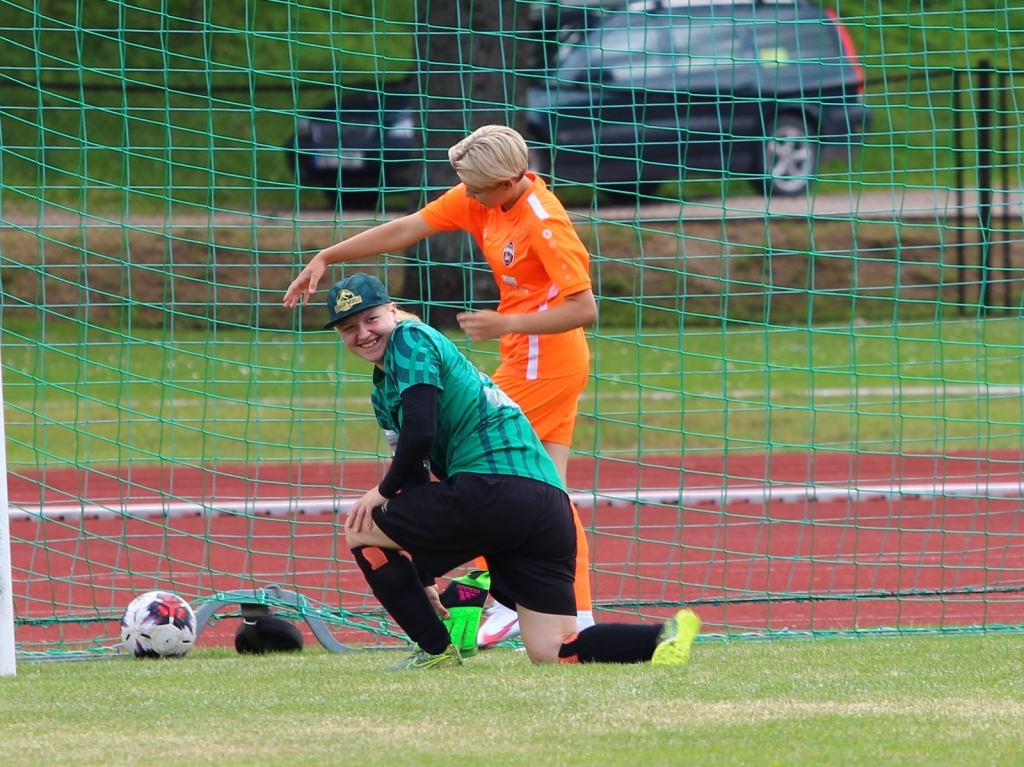 Gulbenes futbolistes augustā aizvada vairākas spēles 